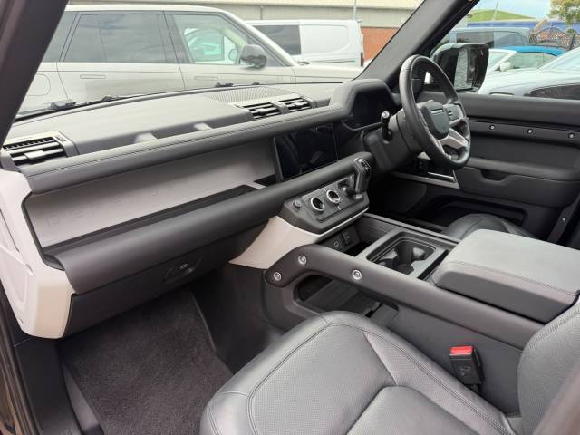 2023 Land Rover Defender 3.0 D250 XS Edition 110 5dr Auto