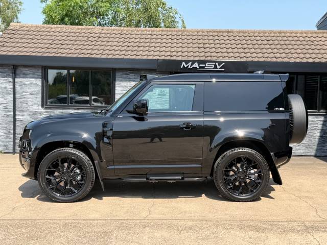 2026 Land Rover Defender 90 3.0 D250 Hard Top S Auto (Bespoke Styling) - 2026 (26)