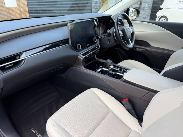 2023 Lexus RX 450h+ 2.5 5dr E-CVT [Premium Plus Pack]