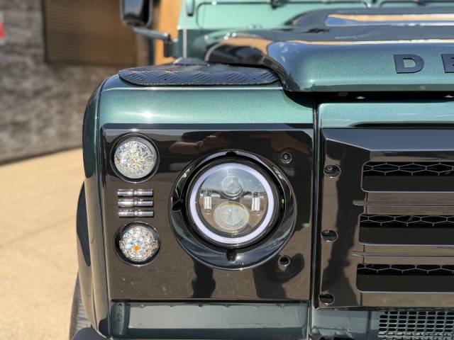 2010 Land Rover Defender 110 2.4 TDCi Station Wagon 5 Seater