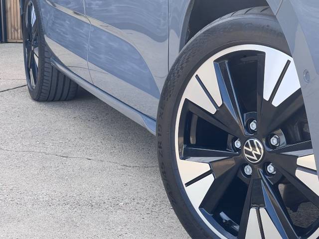 2023 Volkswagen Multivan 2.0 TDI Style 5dr DSG