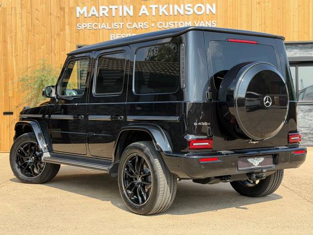 2026 Mercedes-Benz G Class 26/26 G WAGON G450d MHEV 3.0 AMG Line Night Pack (Premium Plus)