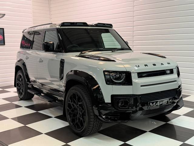2026 Land Rover Defender 0.0 2026MY Defender 110 3.0 D250 S MHEV Hard Top SUV Auto Commercial MA-SV Styling Pack - 2026 (26)