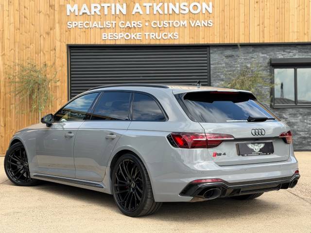 2023 Audi RS4 2.9 RS 4 TFSI Quattro Carbon Black 5dr Tiptronic