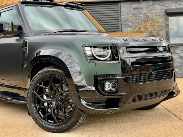 2026 Land Rover Defender 2026MY Defender 110 D350 X-Dynamic HSE 3.0 Commercial Bespoke Sidetrack Styling Pack - 2026 (26)