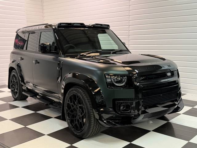 Land Rover Defender 2026MY Defender 110 D350 X-Dynamic HSE 3.0 Commercial Bespoke Sidetrack Styling Pack - 2026 (26) Four Wheel Drive Diesel Santorini / Matte Forest Green