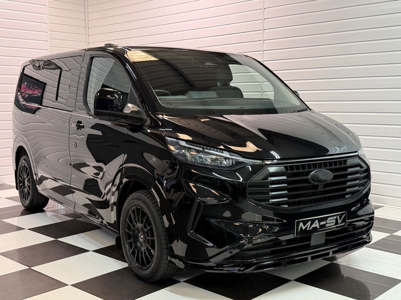 2024 Ford Transit Custom