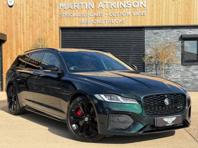2024 Jaguar XF 2.0 D200 R-Dynamic HSE Black 5dr Auto