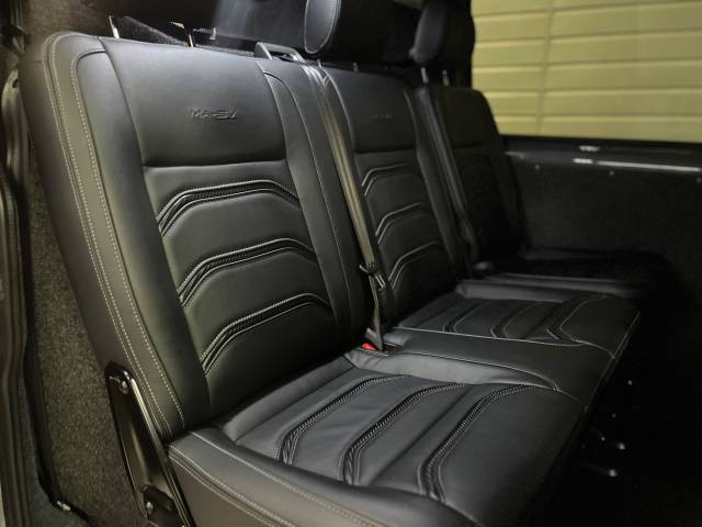 2022 Volkswagen Transporter 2.0 BiTDI 204 Highline Kombi Van 4MOTION DSG