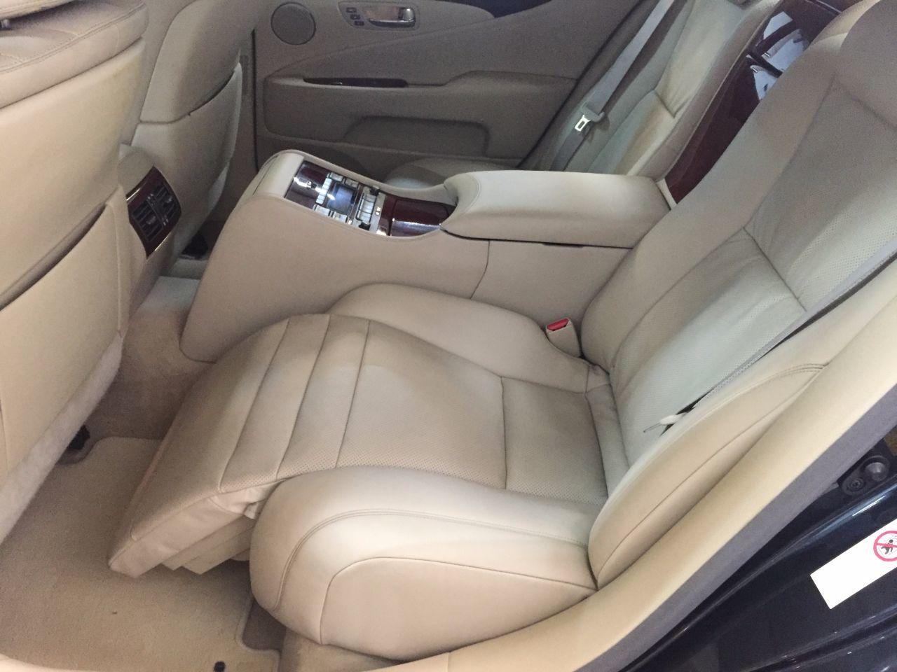Lexus LS 600h L 5.0 4dr CVT Auto (RSR) Rear Relaxation Pack Saloon Hybrid Grey
