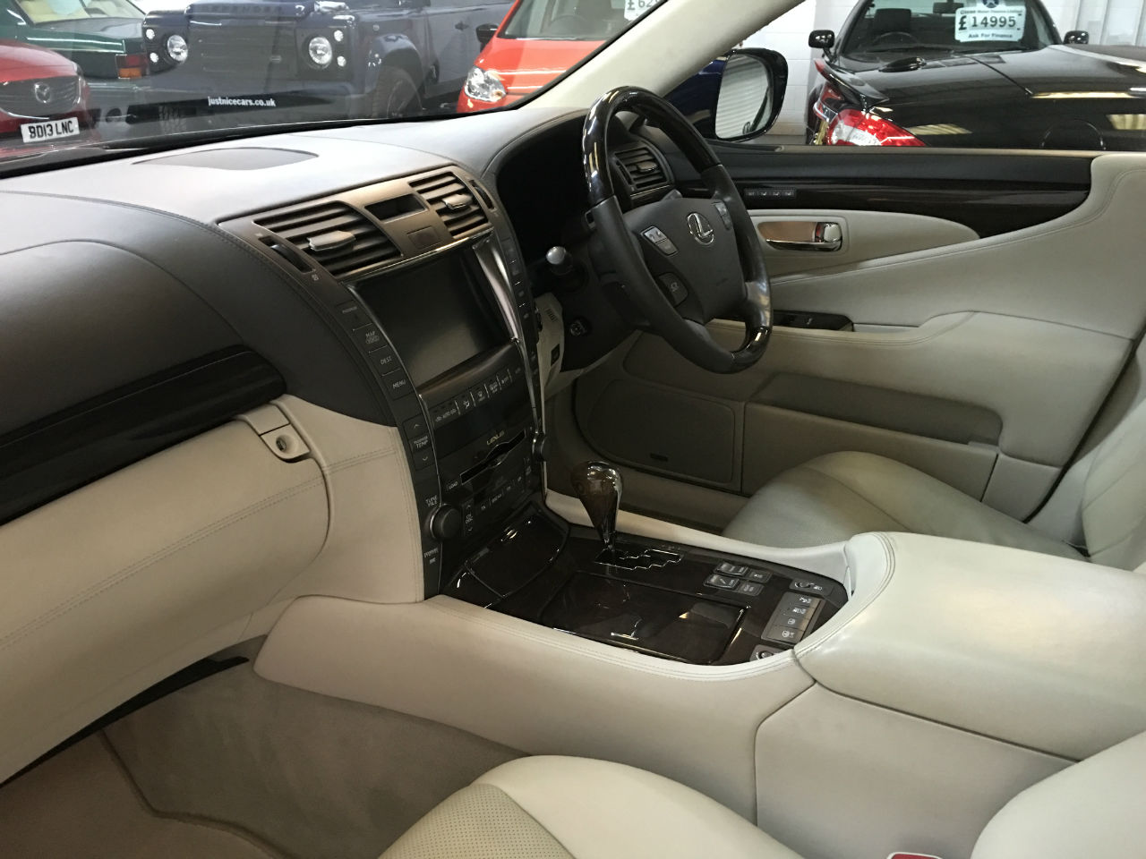 Lexus LS 600hL 5.0 V8 4dr CVT Auto (RSR) Rear Relaxation Pack Saloon Hybrid Dark Blue Pearl