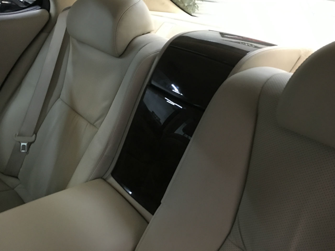 Lexus LS 600hL 5.0 V8 4dr CVT Auto (RSR) Rear Relaxation Pack Saloon Hybrid Dark Blue Pearl