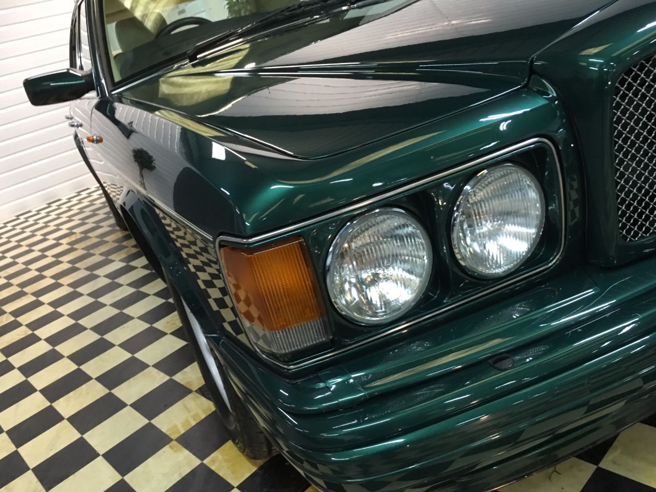 Bentley Brooklands 6.8 'R' Saloon Petrol Sherwood Green