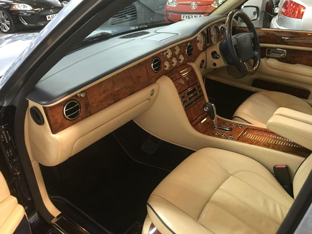 Bentley Arnage 6.8 Arnage R Mulliner SOLD GOING TO ESSEX Saloon Petrol Blue