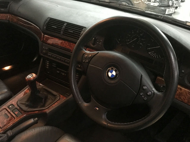 1999 BMW 5 Series 3.5 535i V8 Manual