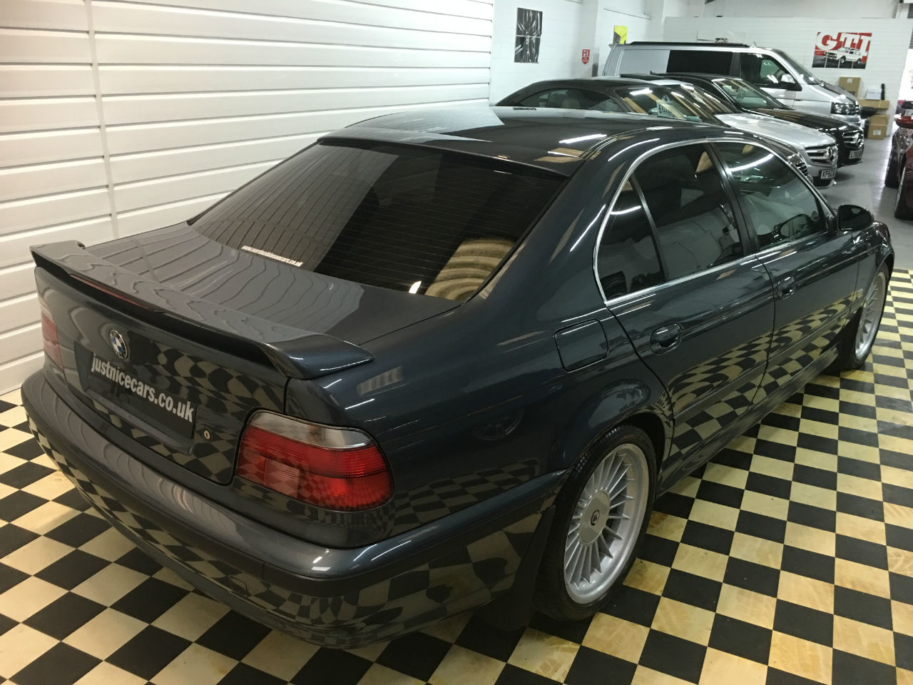 BMW 5 Series 3.5 535i V8 Manual Saloon Petrol Grey