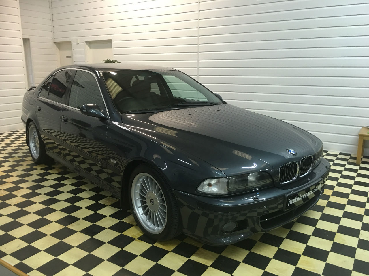 BMW 5 Series 3.5 535i V8 Manual Saloon Petrol Grey