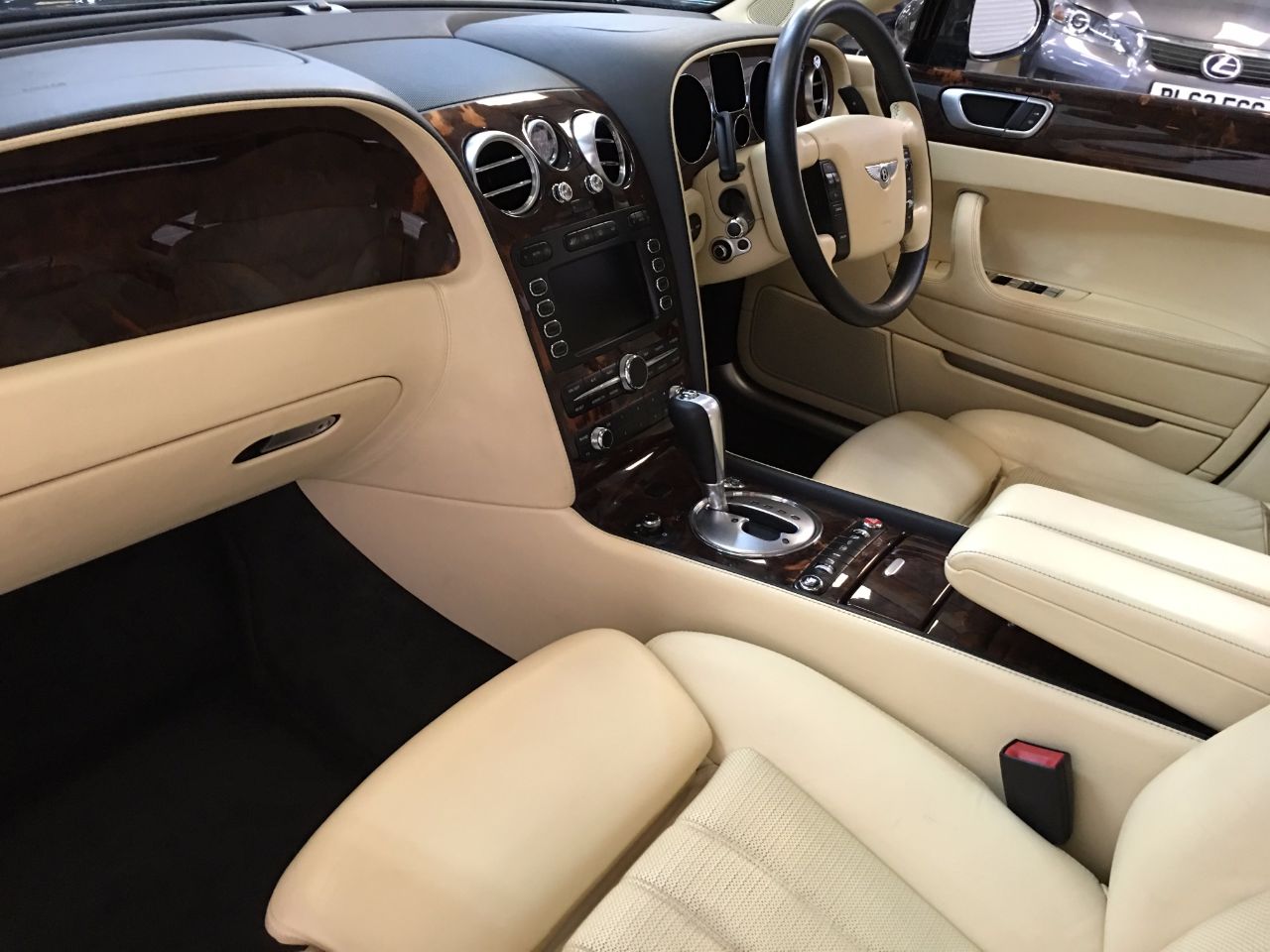 Bentley Continental Flying Spur 6.0 W12 4dr Auto Saloon Petrol Black