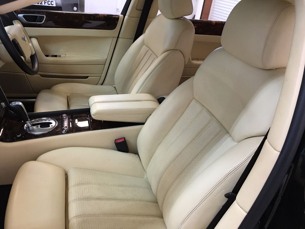 Bentley Continental Flying Spur 6.0 W12 4dr Auto Saloon Petrol Black