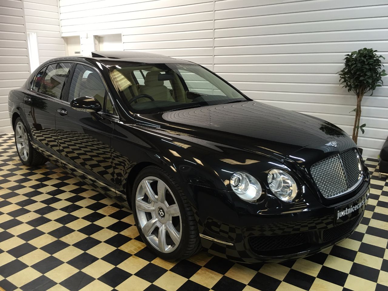 Bentley Continental Flying Spur 6.0 W12 4dr Auto Saloon Petrol Black