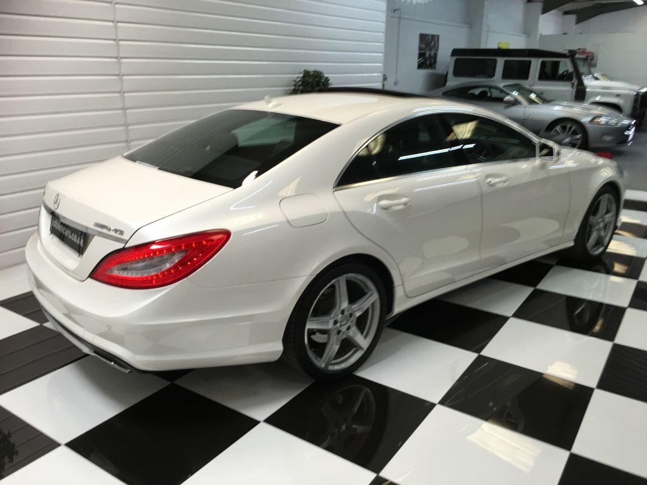 Mercedes-Benz CLS 3.0 CLS350 V6 CDI BlueEFFICIENCY AMG Sport 4dr Tip Auto Coupe Diesel Diamond White Pearl Metallic