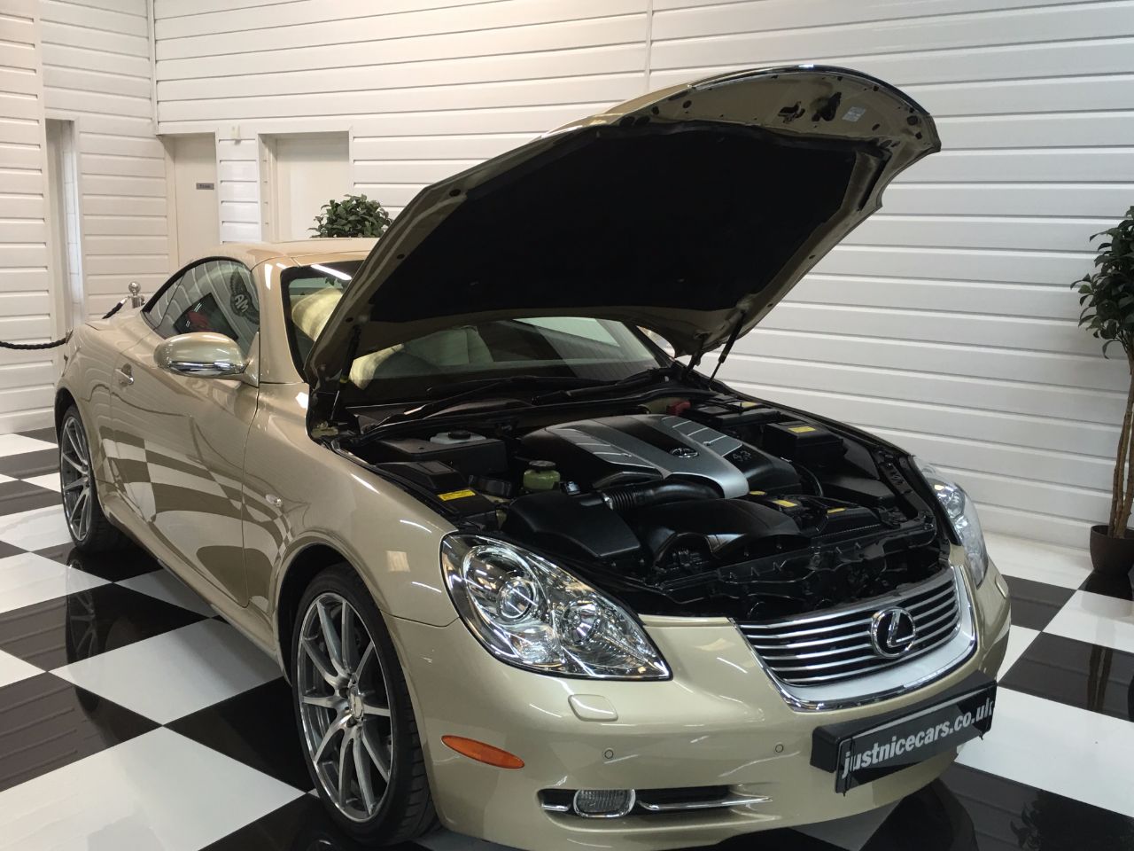 Lexus SC 430 4.3 V8 Auto Convertible Petrol Amberley Gold Pearl