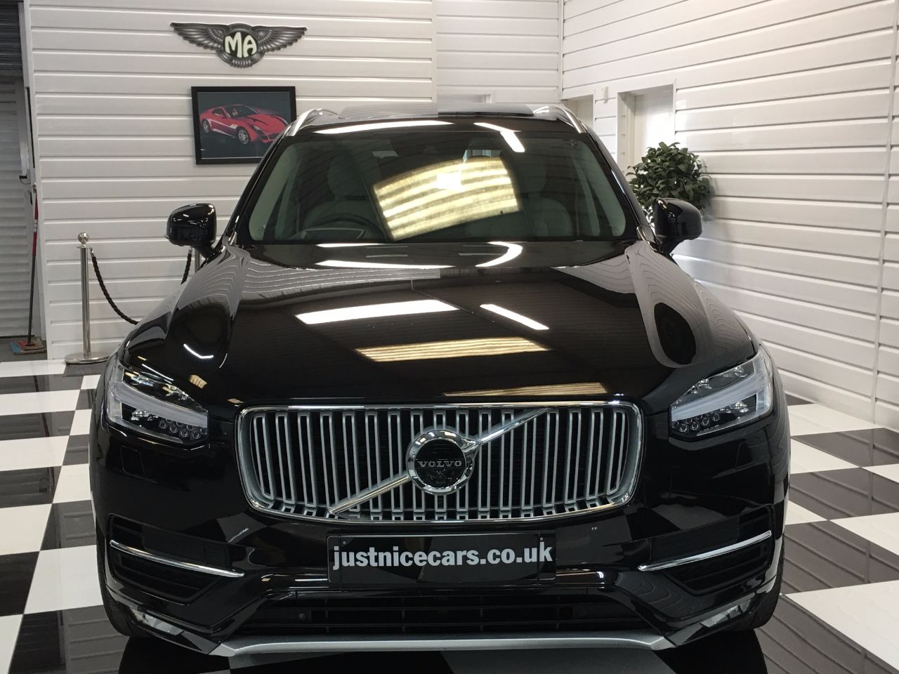 Volvo XC90 2.0 D5 Inscription 5dr AWD Geartronic Estate Diesel Maple Brown Pearl