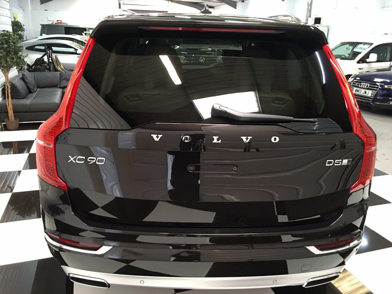 Volvo XC90 2.0 D5 Inscription 5dr AWD Geartronic Estate Diesel Maple Brown Pearl