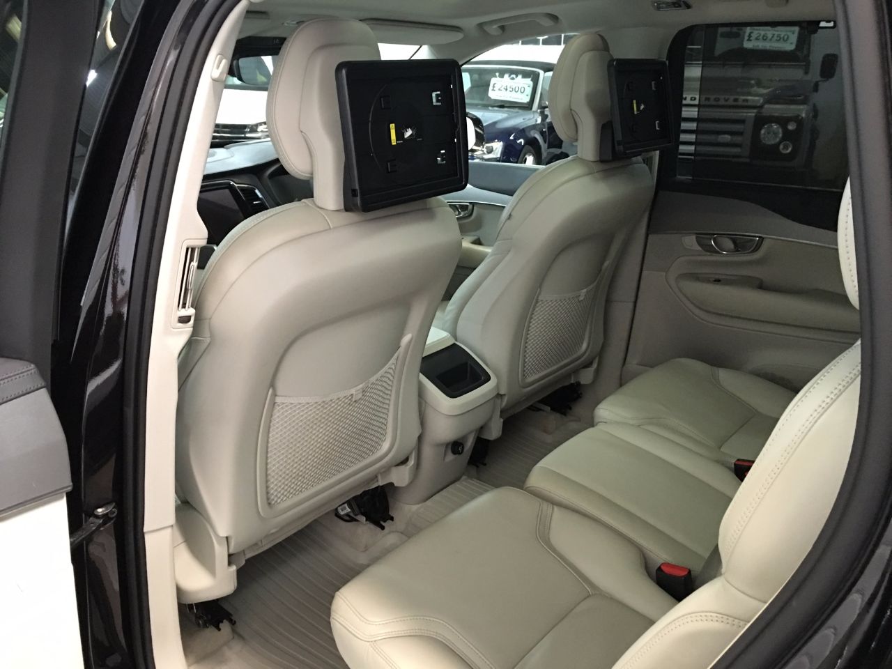 Volvo XC90 2.0 D5 Inscription 5dr AWD Geartronic Estate Diesel Maple Brown Pearl
