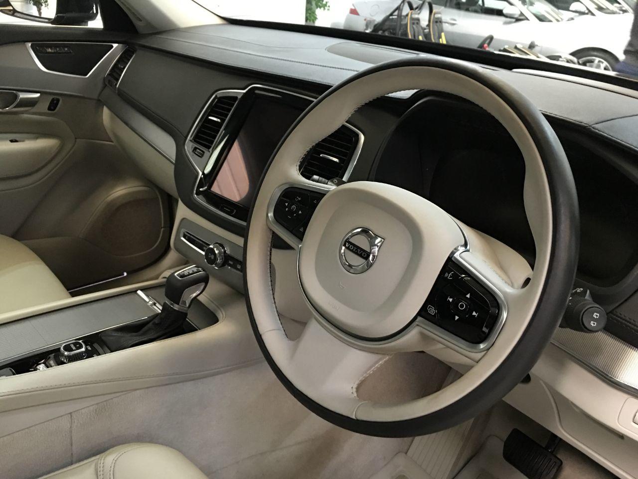 Volvo XC90 2.0 D5 Inscription 5dr AWD Geartronic Estate Diesel Maple Brown Pearl