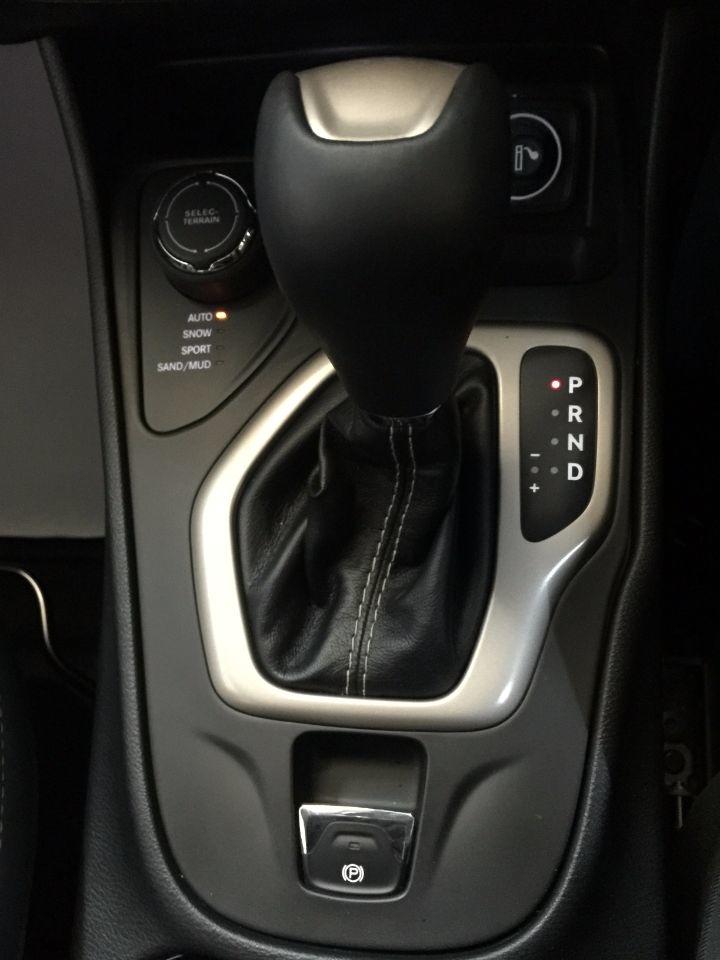 Jeep Cherokee 2.2 Multijet 200 Night Eagle 5dr Auto Estate Diesel Grey