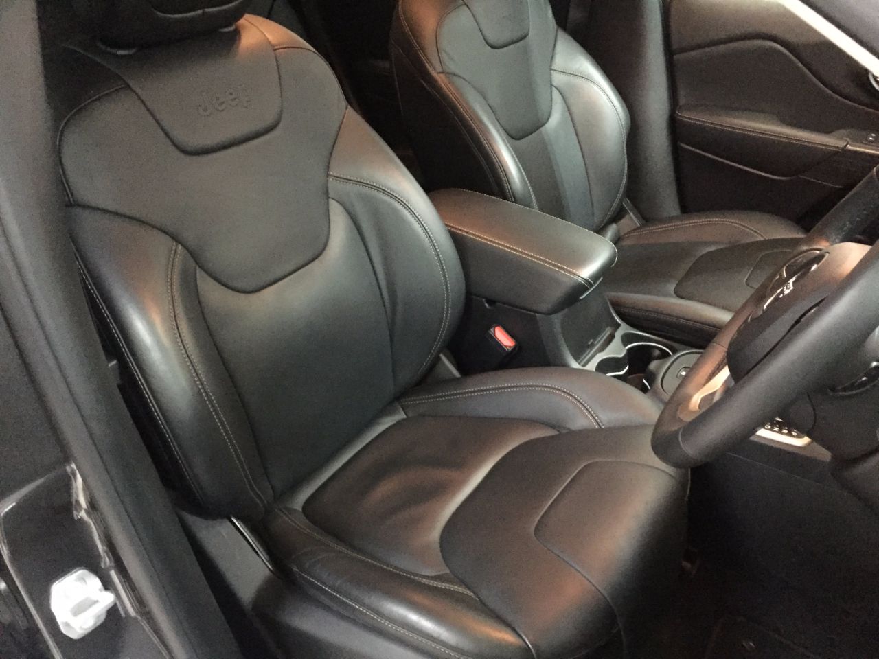 Jeep Cherokee 2.2 Multijet 200 Night Eagle 5dr Auto Estate Diesel Grey