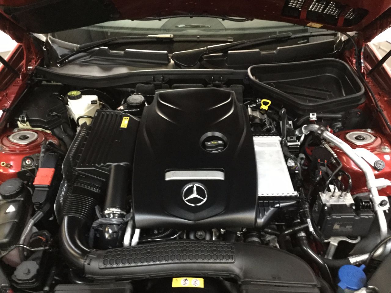 Mercedes-Benz SLK SLK 200 2.0 9G-Tronic AMG Sport 2dr Tip Auto Convertible Petrol Hyacinth Red