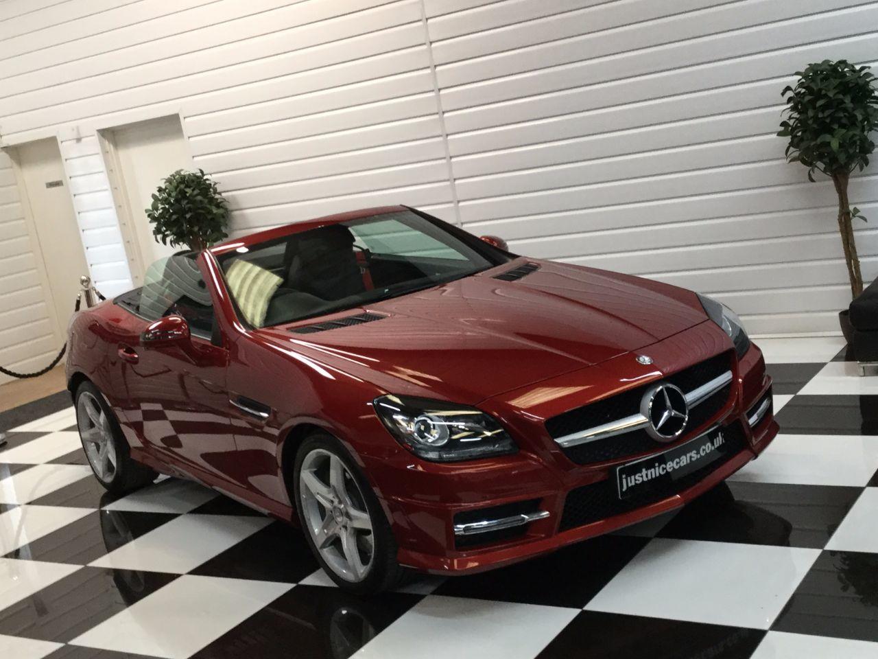 Mercedes-Benz SLK SLK 200 2.0 9G-Tronic AMG Sport 2dr Tip Auto Convertible Petrol Hyacinth Red