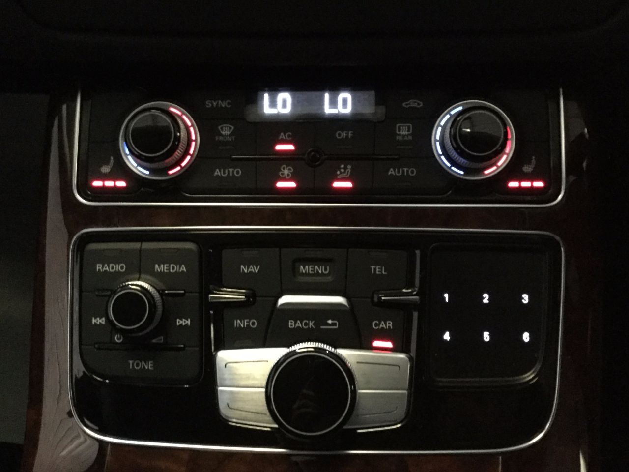 Audi A8 4.2 V8 TDi Quattro SE 4dr Tip Auto 350BHP Saloon Diesel Silver