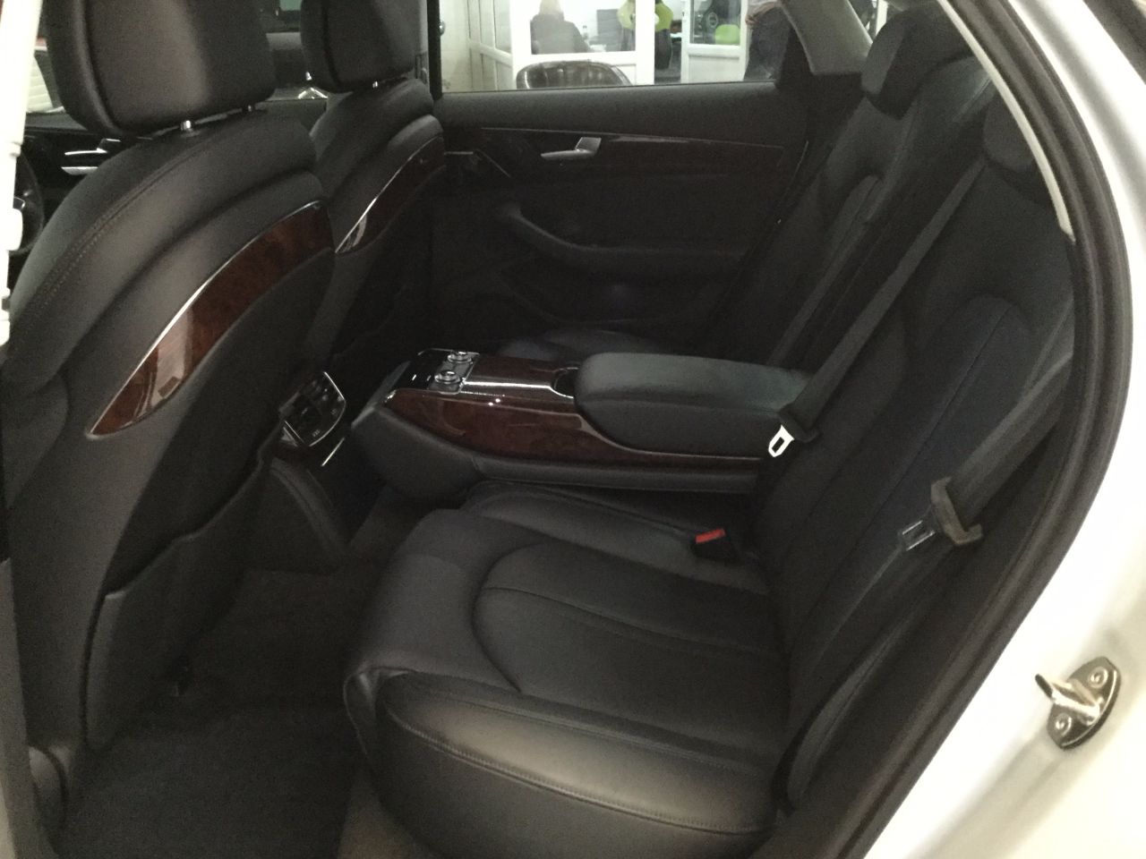 Audi A8 4.2 V8 TDi Quattro SE 4dr Tip Auto 350BHP Saloon Diesel Silver