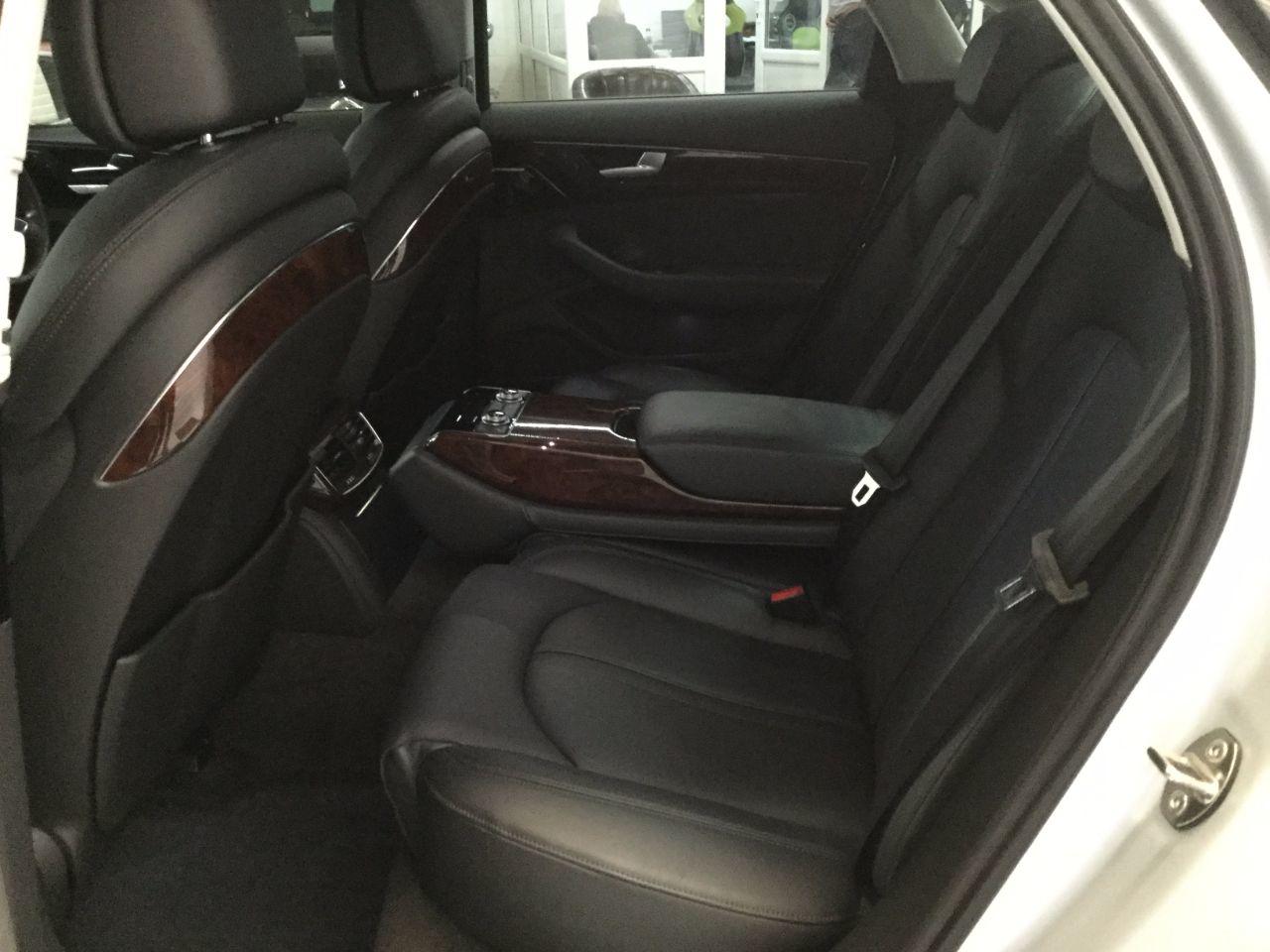 Audi A8 4.2 V8 TDi Quattro SE 4dr Tip Auto 350BHP Saloon Diesel Silver
