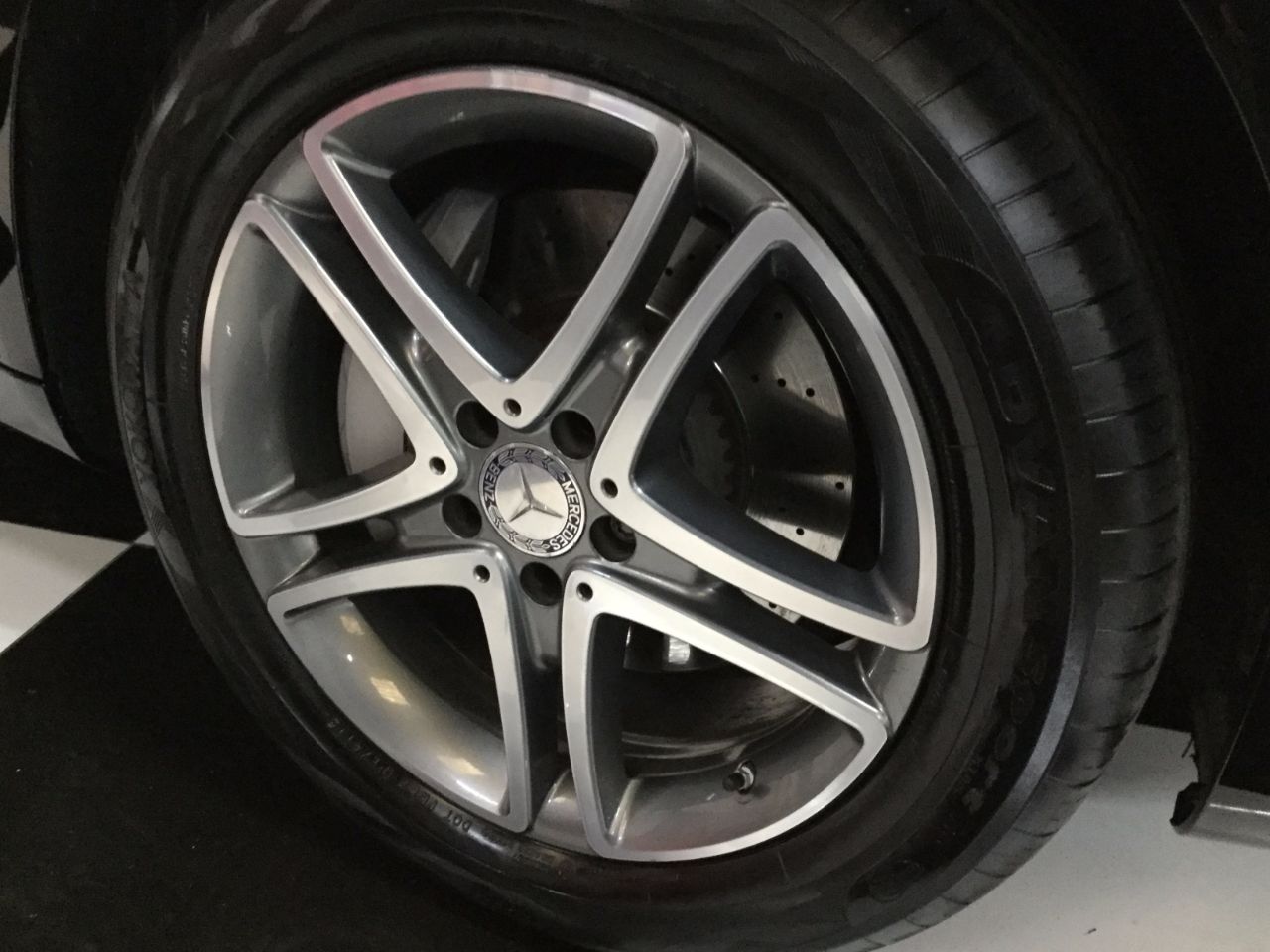Mercedes-Benz S Class S400hL HYBRID PETROL 3.5 LWB Saloon Hybrid Obsidian Black Metallic