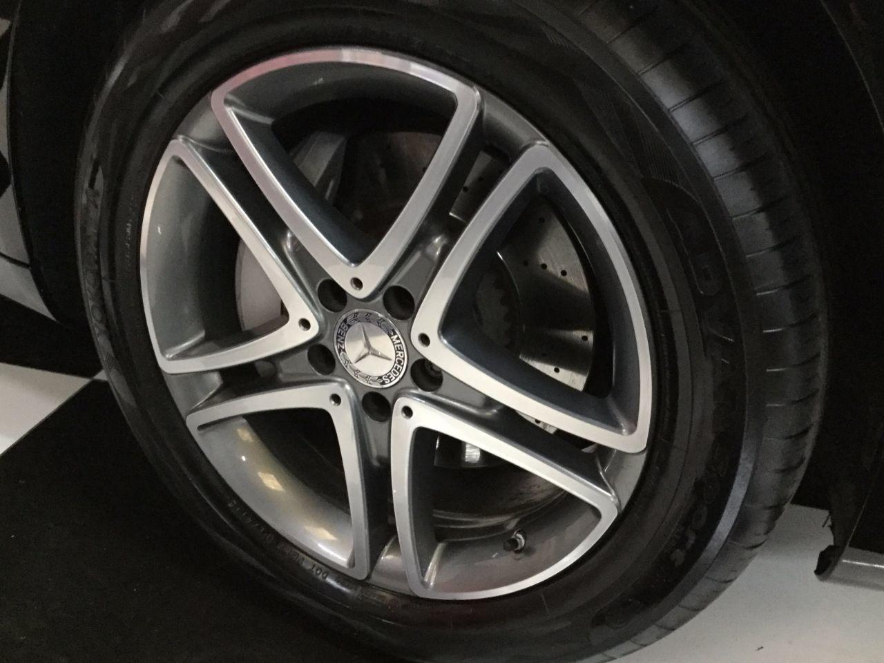 Mercedes-Benz S Class S400hL HYBRID PETROL 3.5 LWB Saloon Hybrid Obsidian Black Metallic