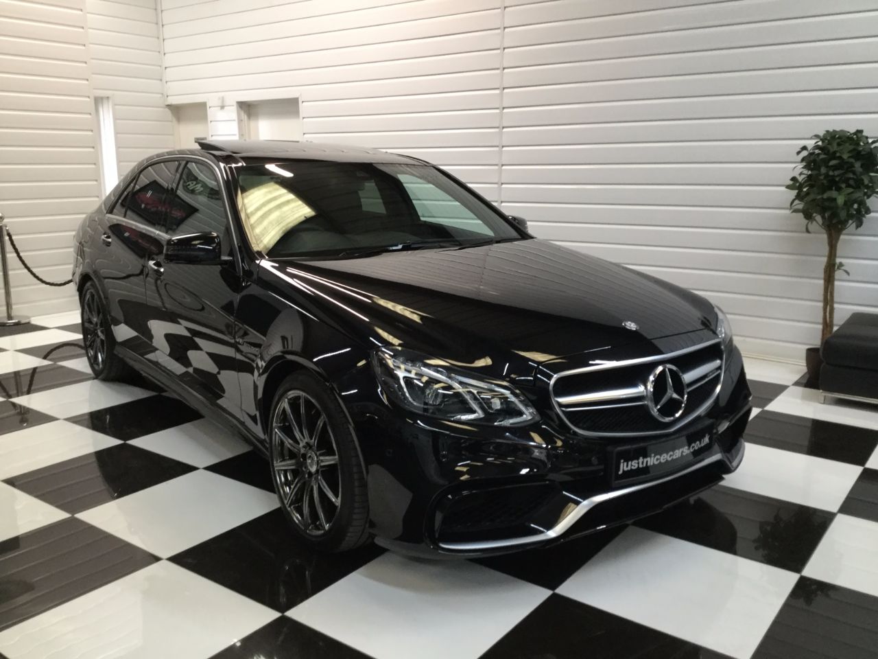Mercedes-Benz E Class E63 5.5 V8 Bi-Turbo MCT Automatic 550BHP Saloon Petrol Obsidian Black Metallic