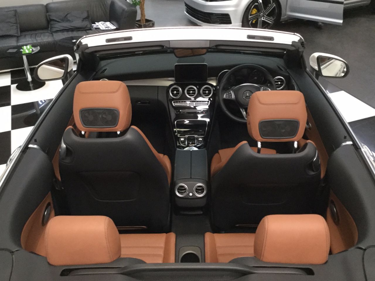 Mercedes-Benz C Class C200 Sport 2.0 9G-Tronic Automatic Convertible Petrol White