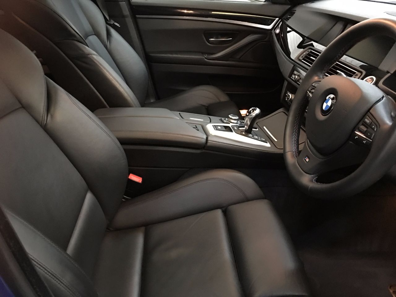 BMW M5 4.4 M5 4dr DCT Saloon Petrol Monte Carlo Blue