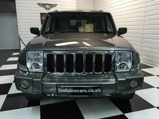 Jeep Commander 5.7 V8 Limited 5dr Automatic 7 Seater Estate Petrol Grey Metallic