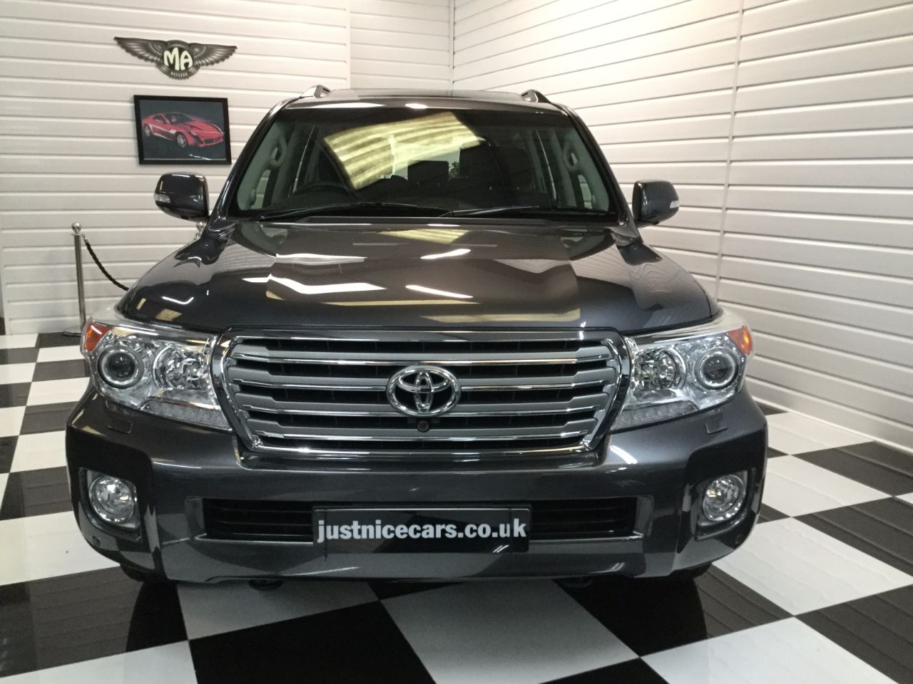 Toyota Land Cruiser 4.5 D-4D V8 5dr Auto Estate Diesel Grey Metallic