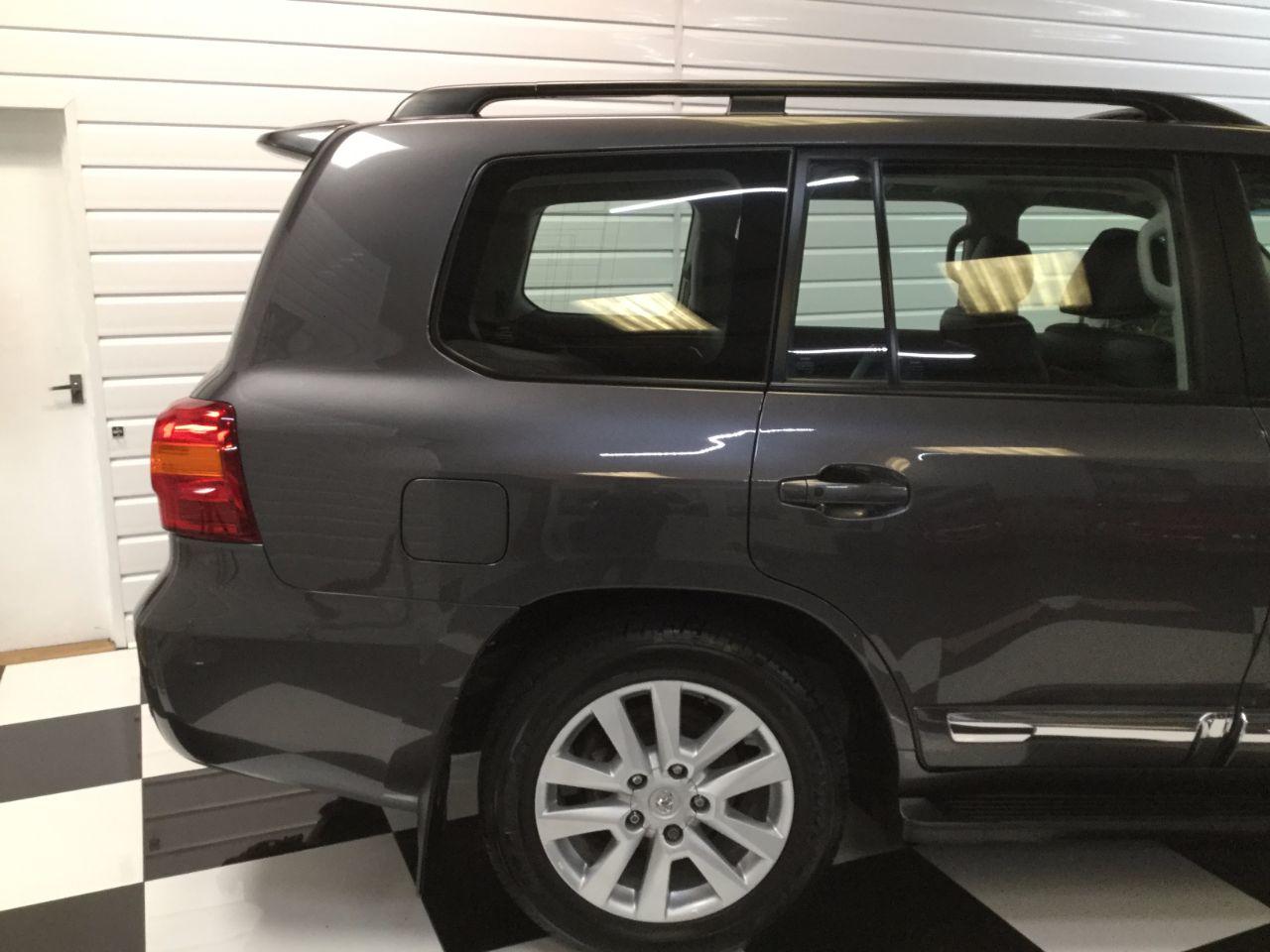 Toyota Land Cruiser 4.5 D-4D V8 5dr Auto Estate Diesel Grey Metallic