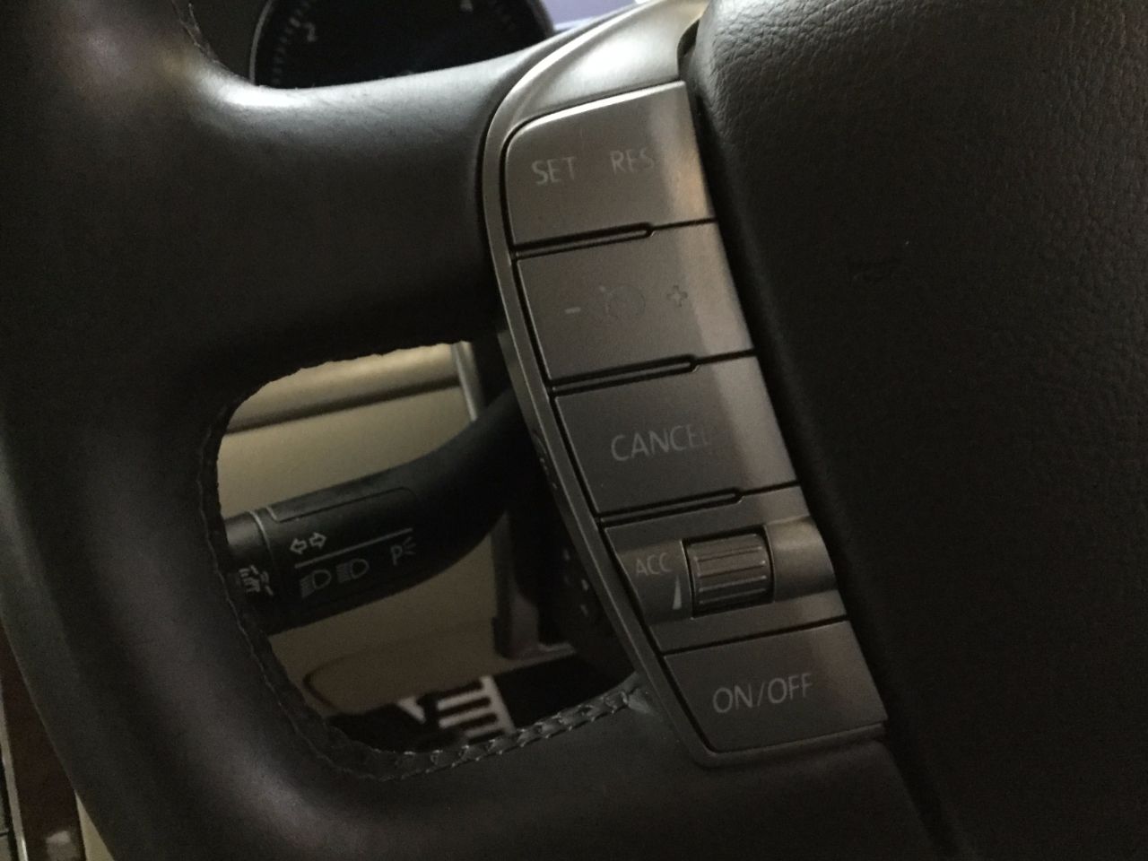 Volkswagen Phaeton 3.0 V6 TDI 4MOTION 4X4 4dr Auto Saloon Diesel Tempest Silver Grey