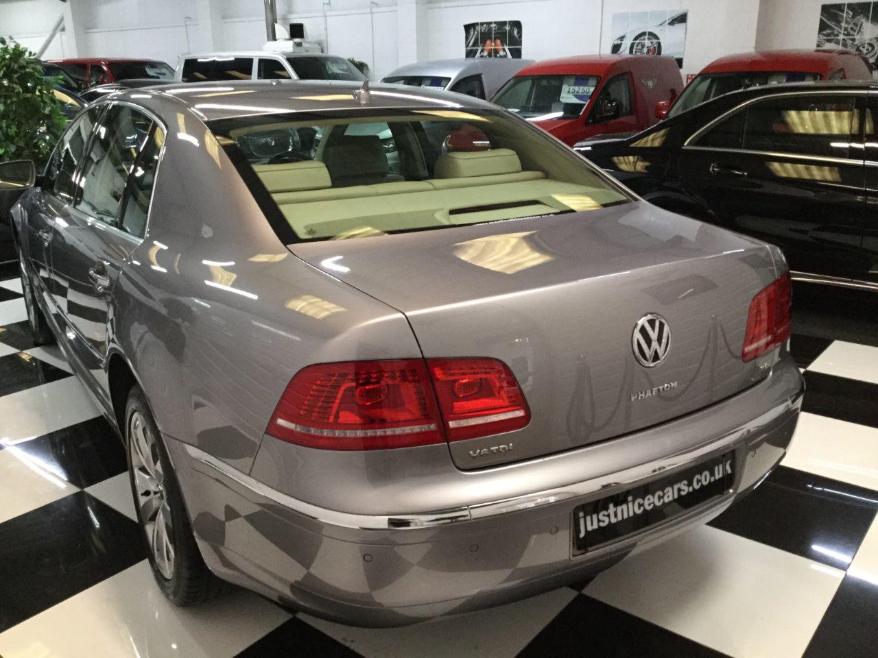 Volkswagen Phaeton 3.0 V6 TDI 4MOTION 4X4 4dr Auto Saloon Diesel Tempest Silver Grey
