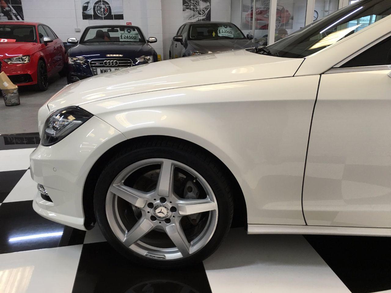 Mercedes-Benz CLS 3.0 CLS 350 CDI BlueEFFICIENCY AMG Sport 4dr Tip Auto Coupe Diesel Calcite White