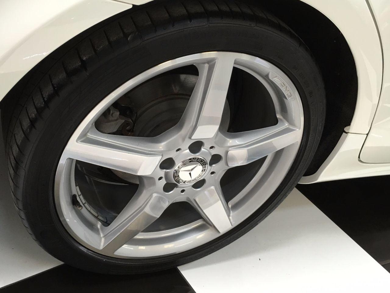Mercedes-Benz CLS 3.0 CLS 350 CDI BlueEFFICIENCY AMG Sport 4dr Tip Auto Coupe Diesel Calcite White