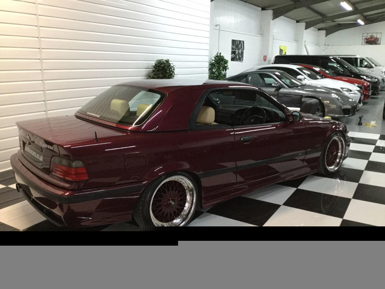 BMW 3 Series 2.8 328i 2dr Auto Convertible Petrol Romatic Red
